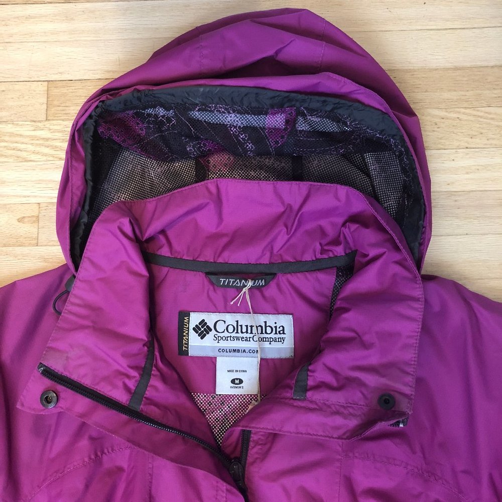 COLUMBIA Sportswear Titanium Jacket Pink Medium - Picture 2 of 7